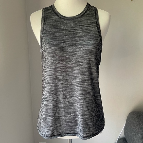 Lululemon Squad Goals Tank - Picture 2 of 6